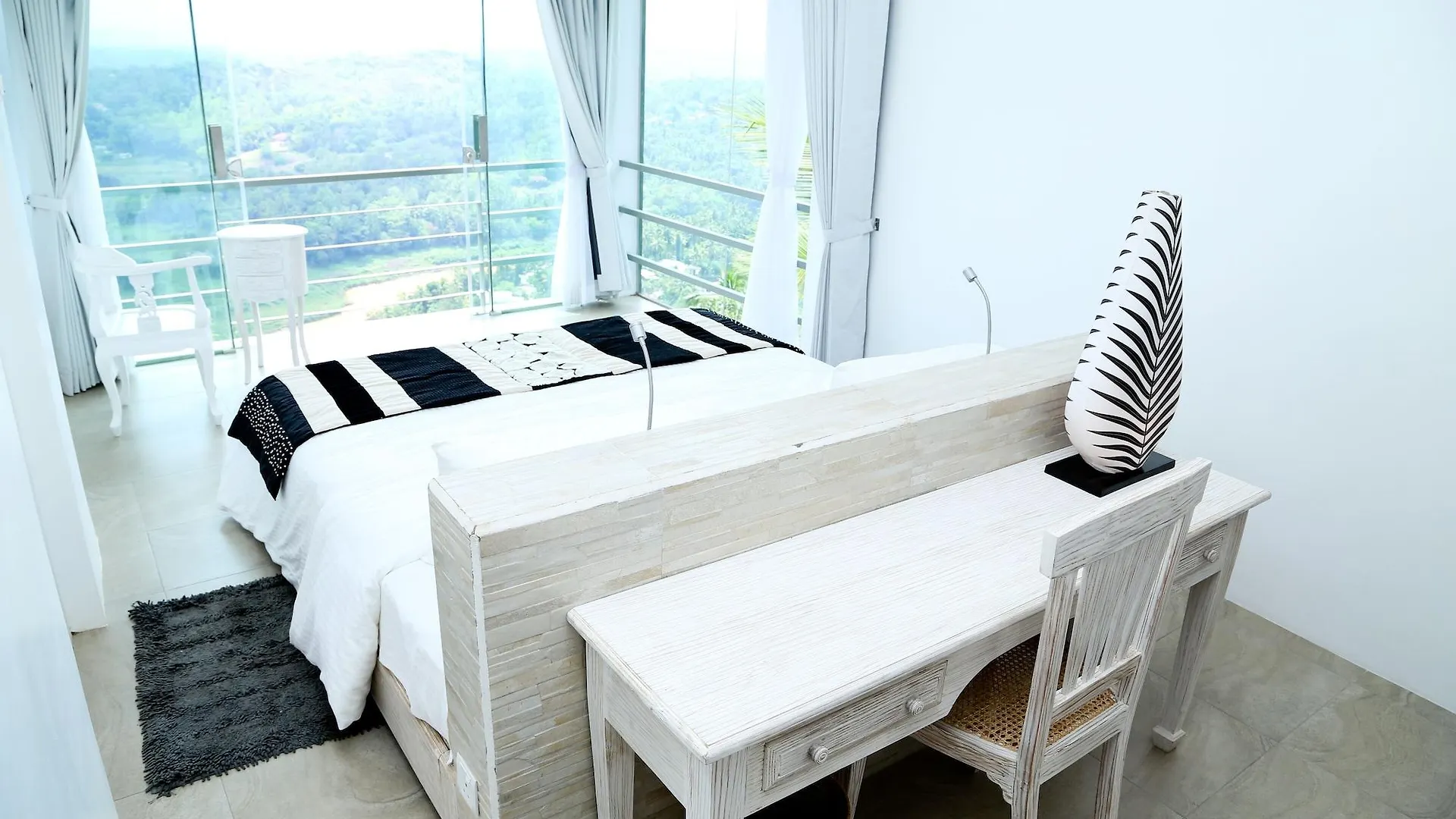 Sky Pavilion Kandy Villa